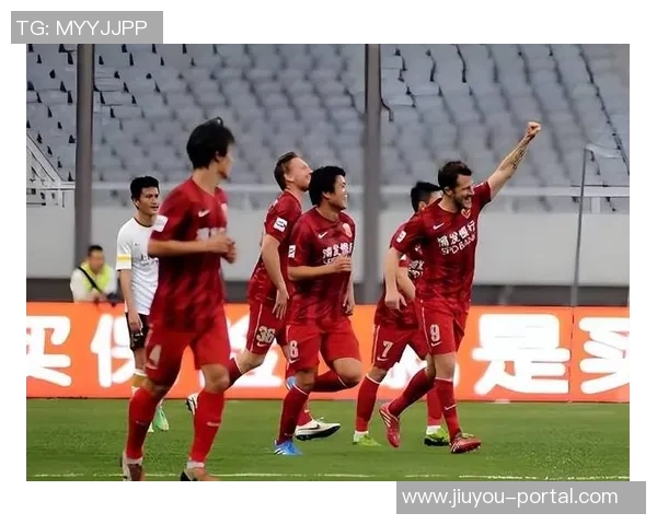 中超赛场惊现冷门拜仁热刺激战成平局引发球迷热议